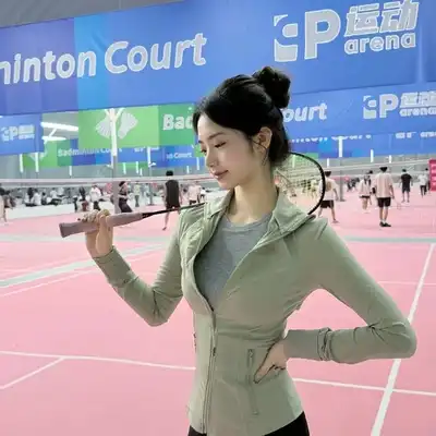 刘德静